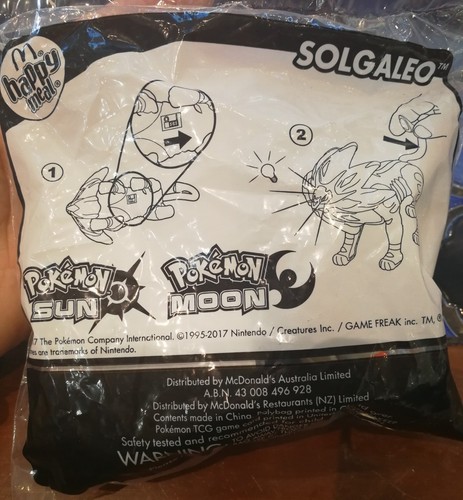 2017 McDonald's Pokemon Sun and Moon Solgaleo Happy Meal Toy Figure New & Sealed - Picture 3 of 5