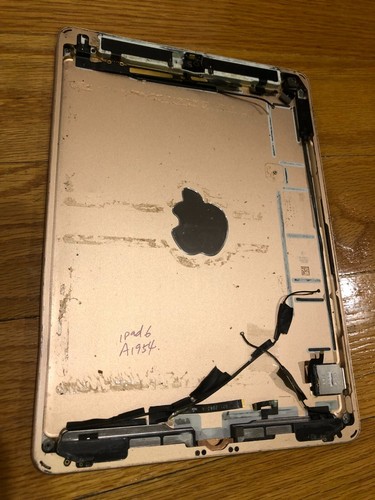 Lot of 5 iPad mini 4 /ipad 7 /ipad 6 (Untested) For Parts (Check Description) - Picture 5 of 7