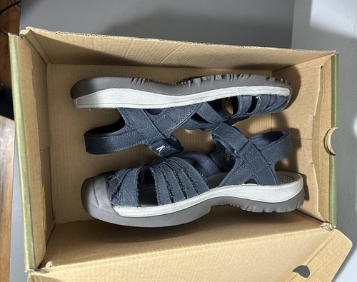 Keen Rose Sandale Leder Schuhe Damengröße 7,5 marineblau/grau 1023010 - Bild 11 von 12