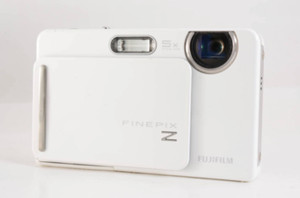 FUJIFILM FINEPIX Z300 コンパクトデジタルカメラ ホワイト Amazon | FUJIFILM デジタルカメラ FinePix (ファインピクス