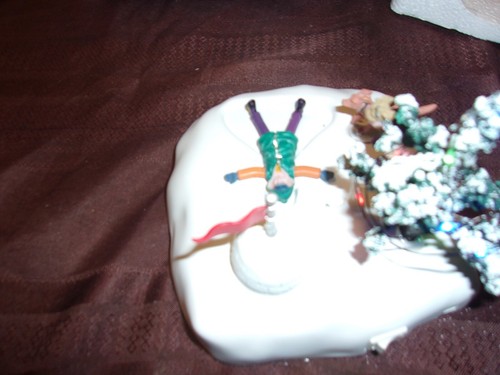 Lemax Angel's Wings" Animated Snow Angels - Picture 4 of 6