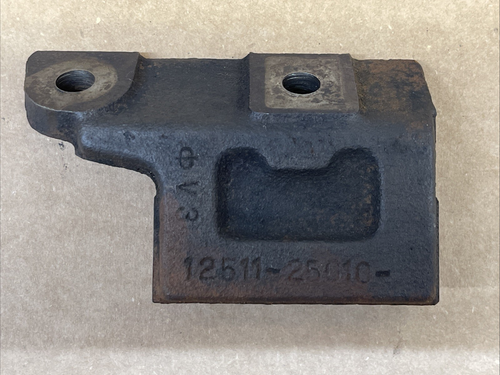 1980–1982 Toyota Corolla 2T 3T 3TC Alternator Tensioner and Bracket OEM - Picture 10 of 11