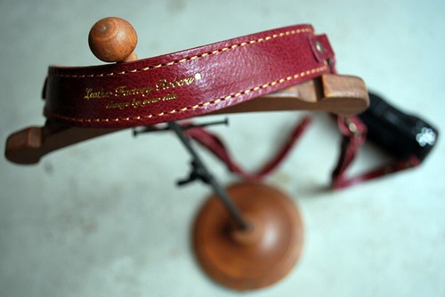 ROBERU Kompakt Kameragurt Bordeaux MADE IN JAPAN - Bild 2 von 10