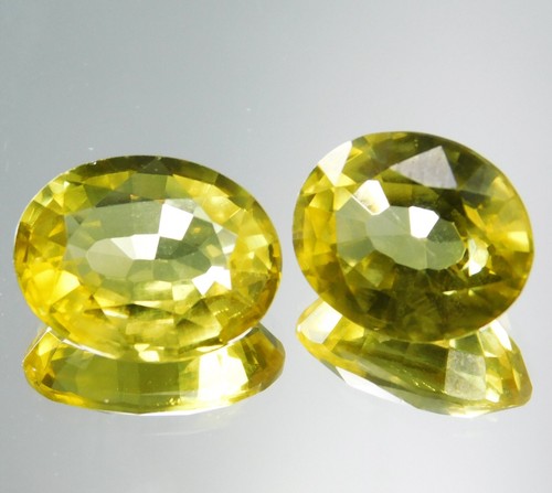 Coppia di pietre preziose originali a forma di taglio ovale certificato zaffiro giallo naturale 9,90 ct - Foto 3 di 18