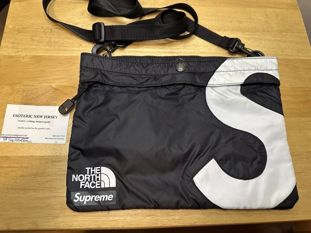 Supreme The North Face S Logo Shoulder Bag Black 🔥 FW20 | eBay Supreme The North Face S Logo Shoulder Bag Black 🔥 FW20 | eBay