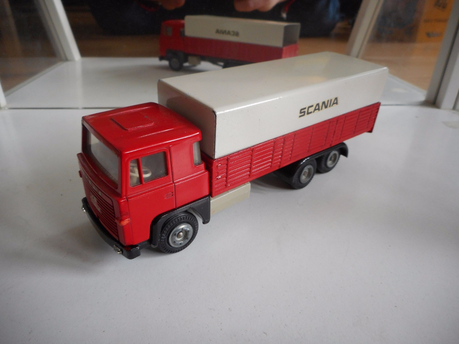 Tekno Denmark Scania 140 Super in rossobianca on 1 50 Tekno Denmark Scania 140 Super in rossobianca on 1 50