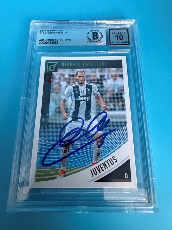 2018-19 DONRUSS - GIORGIO CHIELLINI - SIGNED BECKETT AUTHENTIC AUTO 10