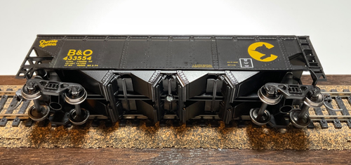 Athearn HO Chessie Baltimore & Ohio B&O 433554 40’ 4-Bay Hopper Black Loose - Picture 6 of 6