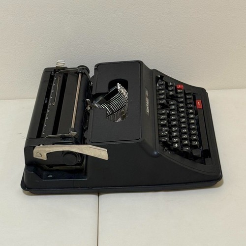 Silver-Reed 810 Vintage Typewriter Operation Confirmed made In Japan - Picture 5 of 5