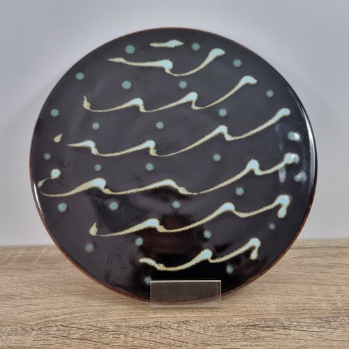 Signed Studio Pottery Plate – 28 cm – Abstract Glaze Design – Handmade Ceramic - Picture 2 of 6