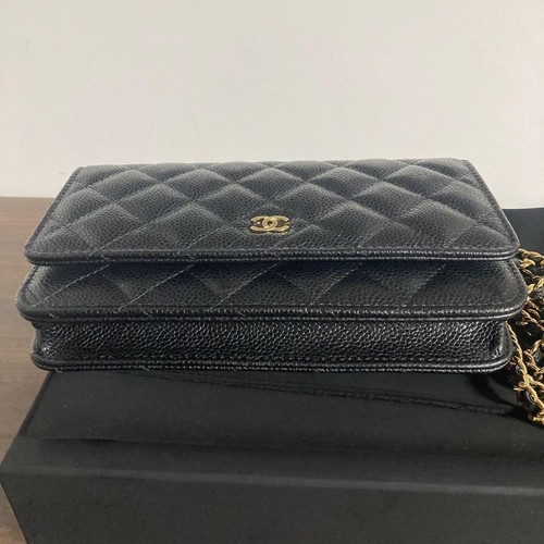 Chanel Matlasse Chain Wallet Black - Picture 4 of 17