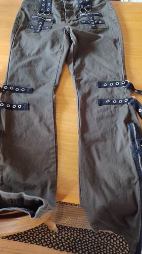 Hot Topic Grommet Strap Zipper Cargo Goth Hose oliv Gr. 5 - Bild 1 von 3