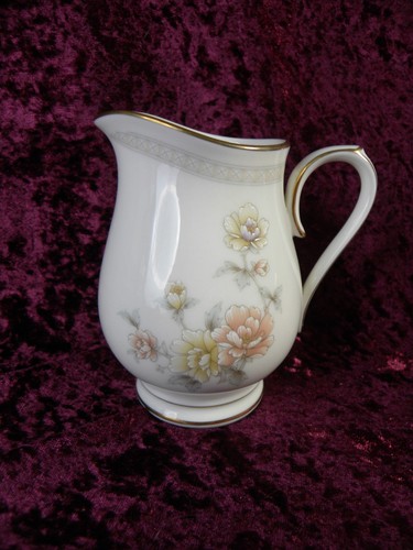CERVANTES 7261 Creamer / Milk Jug Noritake Ivory China Japan VERY FINE - Picture 1 of 4