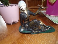 FEMME A L’OISEAU REGULE COLORISE ART DECO