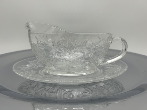 Excellent condition Princess House Fantasia Gravy Boat & Underplate Clear Floral - Picture 1 of 7