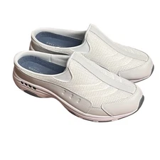NIB Easy Spirit Women's Traveltime Classic White Clogs Size 10