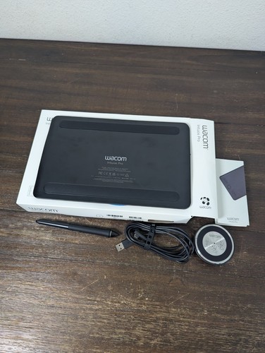 Wacom Intuos Pro Pen Tablet Small - PTH-460/K0-AX Never Used Open Box - Photo 5/11
