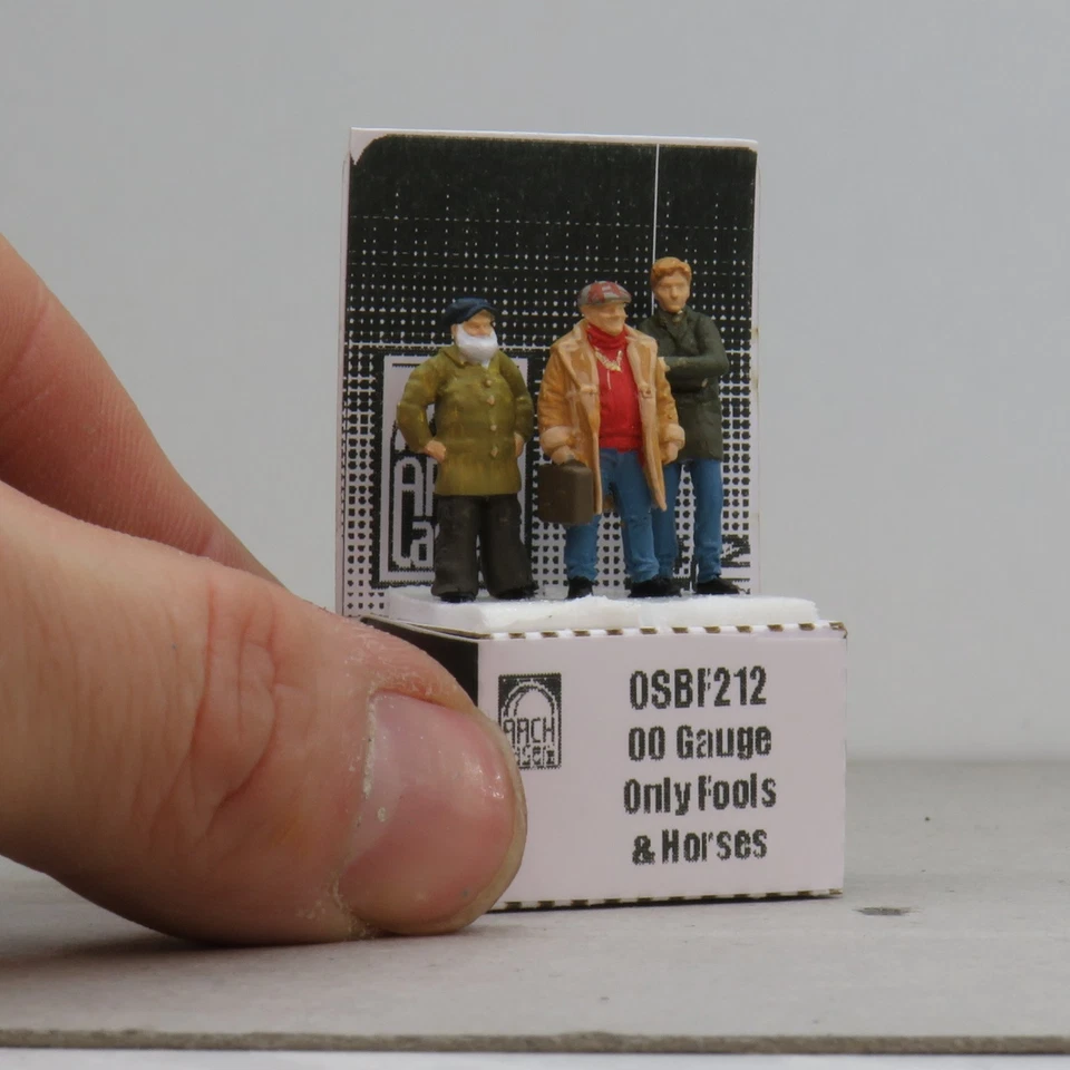 OSBORNS MODELS 3D OSBF212 OO Gauge 1:76 Only Fools and Horses Painted Figure pack