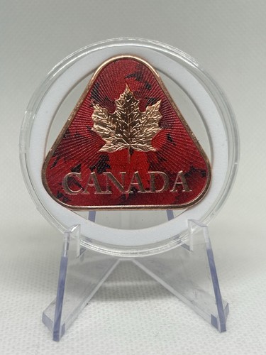 Copper Triangle Canada Colorized 1 Ounce copper! Beautiful 💯✨🇨🇦