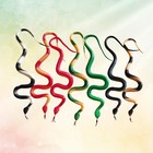 7 Stück künstliche Kunststoff-Gummi-Schlange, Streich-Requisite,