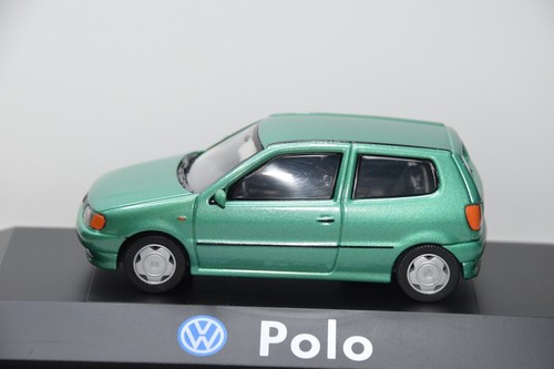 B23 1:43 HERPA VW VOLKSWAGEN POLO 6N MET. GREEN 3 DOORS DEALER PROMO MIB - Picture 3 of 18