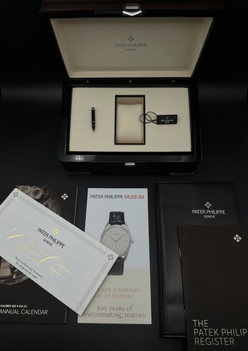 Patek Philippe Complications Annual Calendar 4947G-010 White Gold Ladies Watch - Picture 7 of 7