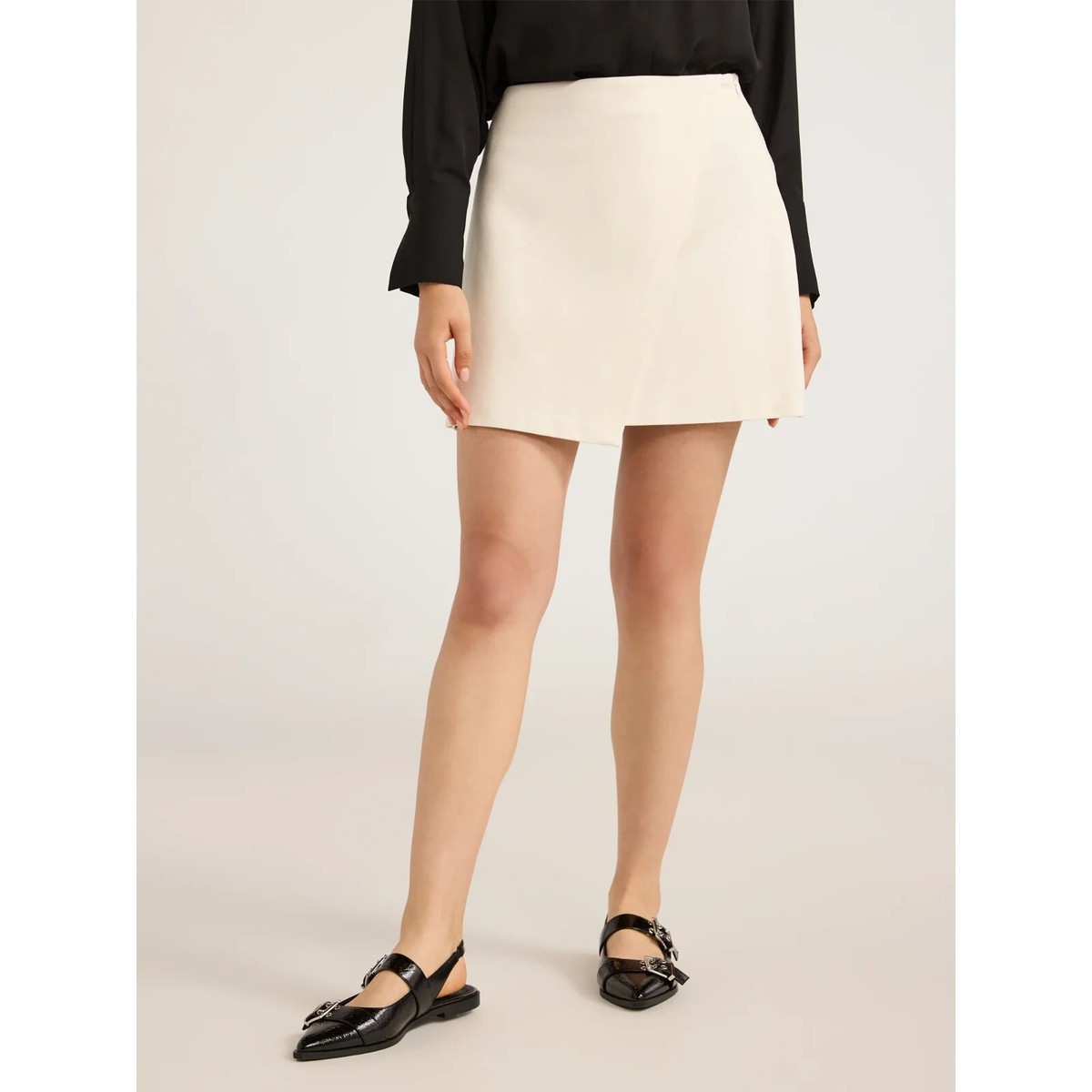 Scoop Faux Wrap Ponte Mini Skirt Women's Medium White Stretch