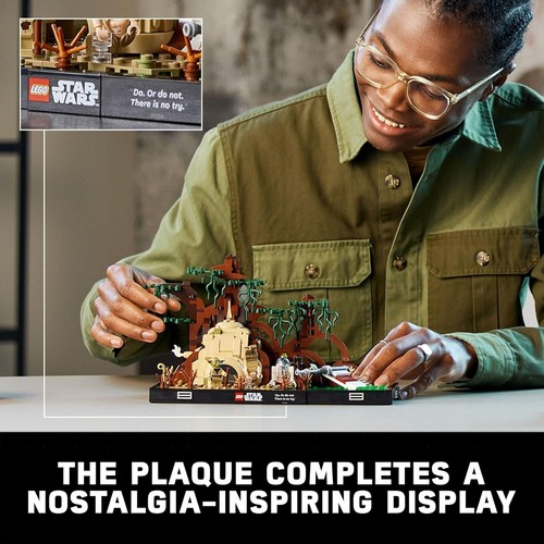 LEGO Star Wars Dagobah Jedi Training Diorama 75330 Set Complete with Yoda R2D2 - Picture 5 of 6