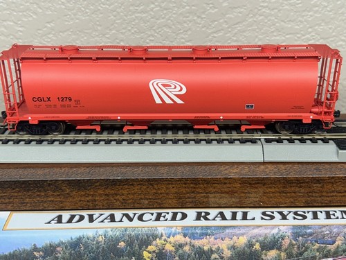 POTASH FERTILIZER CYLINDRICAL COVERED 4 BAY HOPPER CAR SWIRL P LOGO HO Scale NEW - Picture 6 of 12