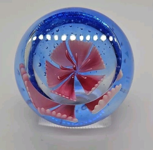 Art Glass Round Window controlled bubble Pink Flower & Blue paperweight 7cms - Picture 2 of 6