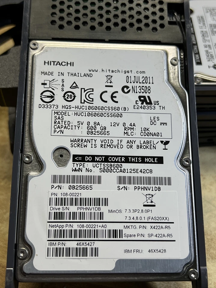 lot 4 Hitachi HUC106060CSS60 600GB 10K SAS 2.5" HDD Dell 0B25656 Hard disk Drive - Image 2 of 3