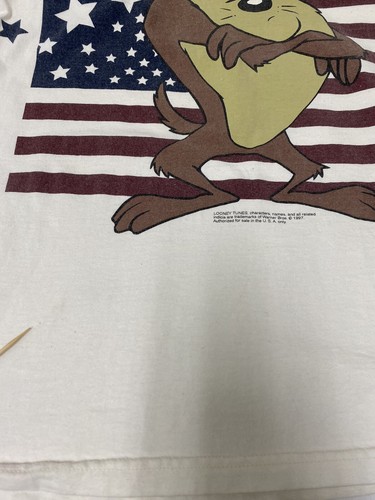 Camiseta Vintage Taz Bandera Americana Talla XL Blanca EE. UU. Looney Tunes 1997 Años 90 - Imagen 5 de 8