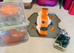 giant hexbug