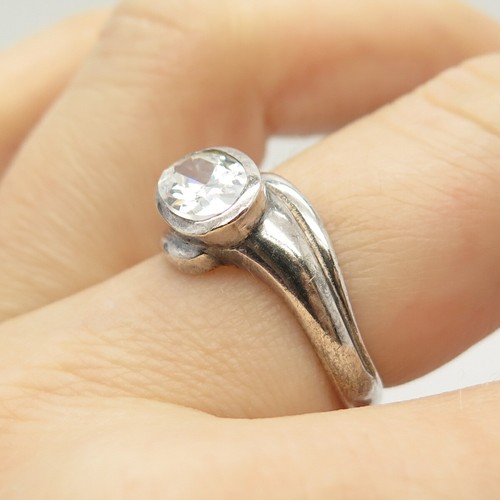 925 Sterling Silver Vintage C Z Ring Size 7 3/4 - Picture 2 of 7