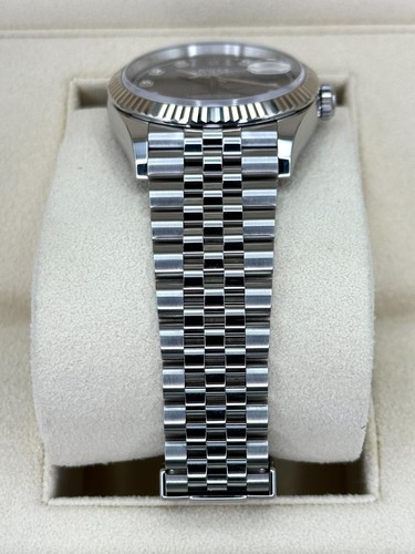 NEW 2025 Rolex Datejust 36mm 126234 Jubilee Black Diamond Dial - Picture 3 of 10