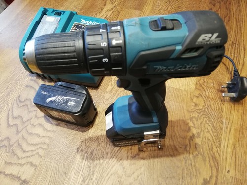 MAKITA DPH459 18v LITHIUM-ION CORDLESS HAMMER DRILL WITH BATTERIES + CHARGER - Picture 3 of 8