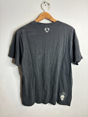 Vintage Y2K Nike Juventus T-Shirt Soccer Short Sleeve Mens