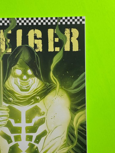 GEIGER #1 C (IMAGE COMICS 2021) MAD GHOST GEOFF JOHNS GARY FRANK BRAD ANDERSON - Picture 4 of 10