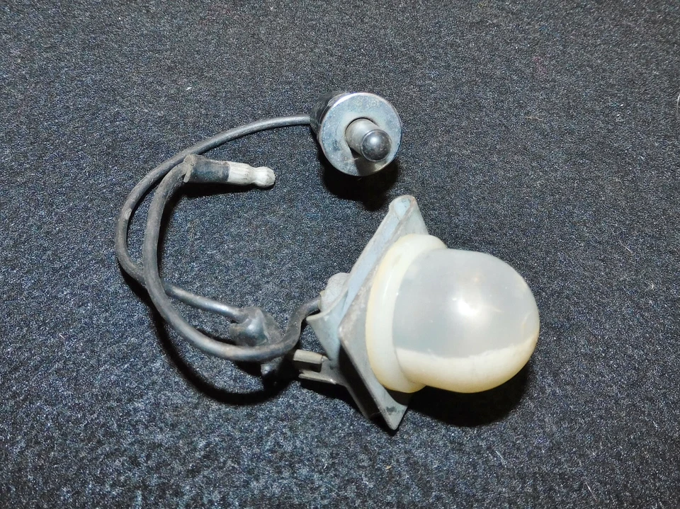 1958 Mercury Monterey Montclair Ford Custom Fairlane NOS GLOVE BOX LAMP & SWITCH - Image 2 of 4