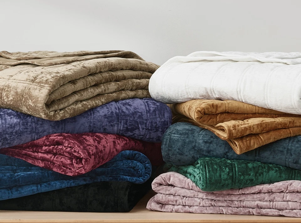 Juego de edredón de terciopelo envejecido doble cuadrado cosido Chezmoi Collection de 3 piezas Foto 2 de 4