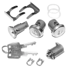 1967 1968 1969 1970 1971 1972 CHEVY GMC TRUCK COMPLETE LOCKSET GM KEYS 67-SET