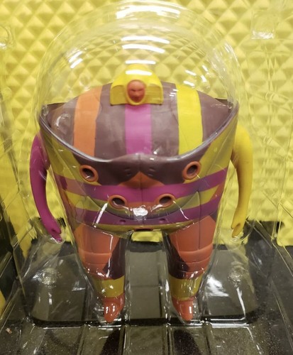 FIGURA DE VINILO DE DISEÑADOR MARS-1 OBSERVADOR DELTA INC LTD 100 HECHA EXTRAÑA CO. ¡RARA! - Imagen 4 de 5