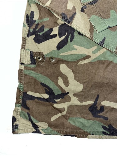 Abrigo de combate vintage camuflaje bosque grande largo ejército BDU - Imagen 6 de 8