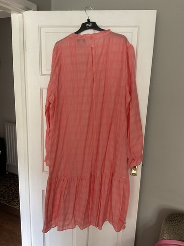 Never Fully Dressed Coral Dress Size 24 BNWT - Picture 5 of 5