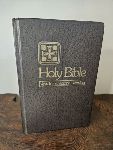 Holy Bible New International Version 1978 Hardcover Book.