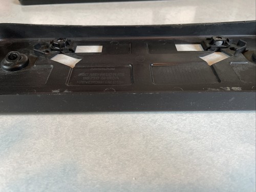 Nissan Front License Plate Assembly Off A 2014 Rogue OEM Good Condition - Picture 10 of 15