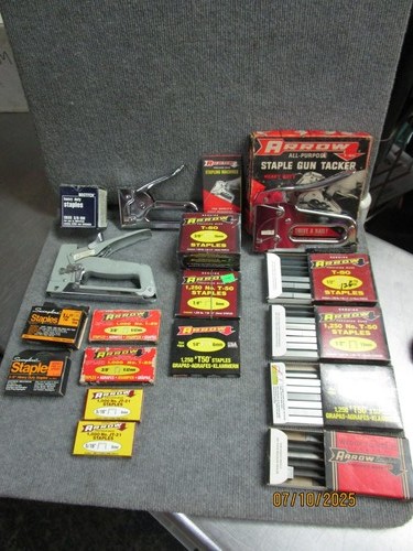 Lot Arrow Staplers & Staples