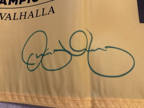 Bandera del Campeonato de la PGA 2014 JSA firmada a mano por Rory McIlroy - Imagen 2 de 4