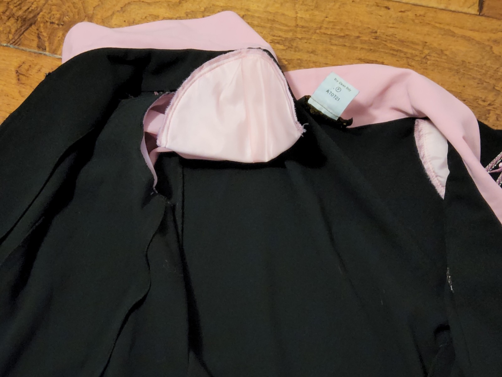 Vintage Bob Mackie Wearable Art Womens Small Embr… - image 15