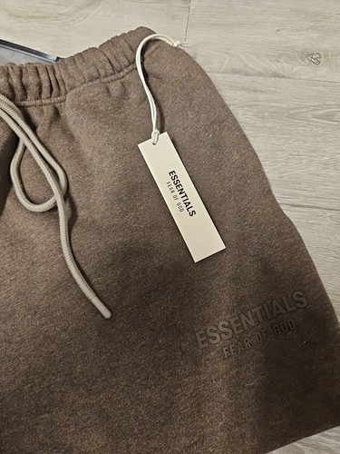 Fear of God Essentials Shorts Heather Wood Size XL 100% Authentic BRAND NEW - Picture 3 of 7